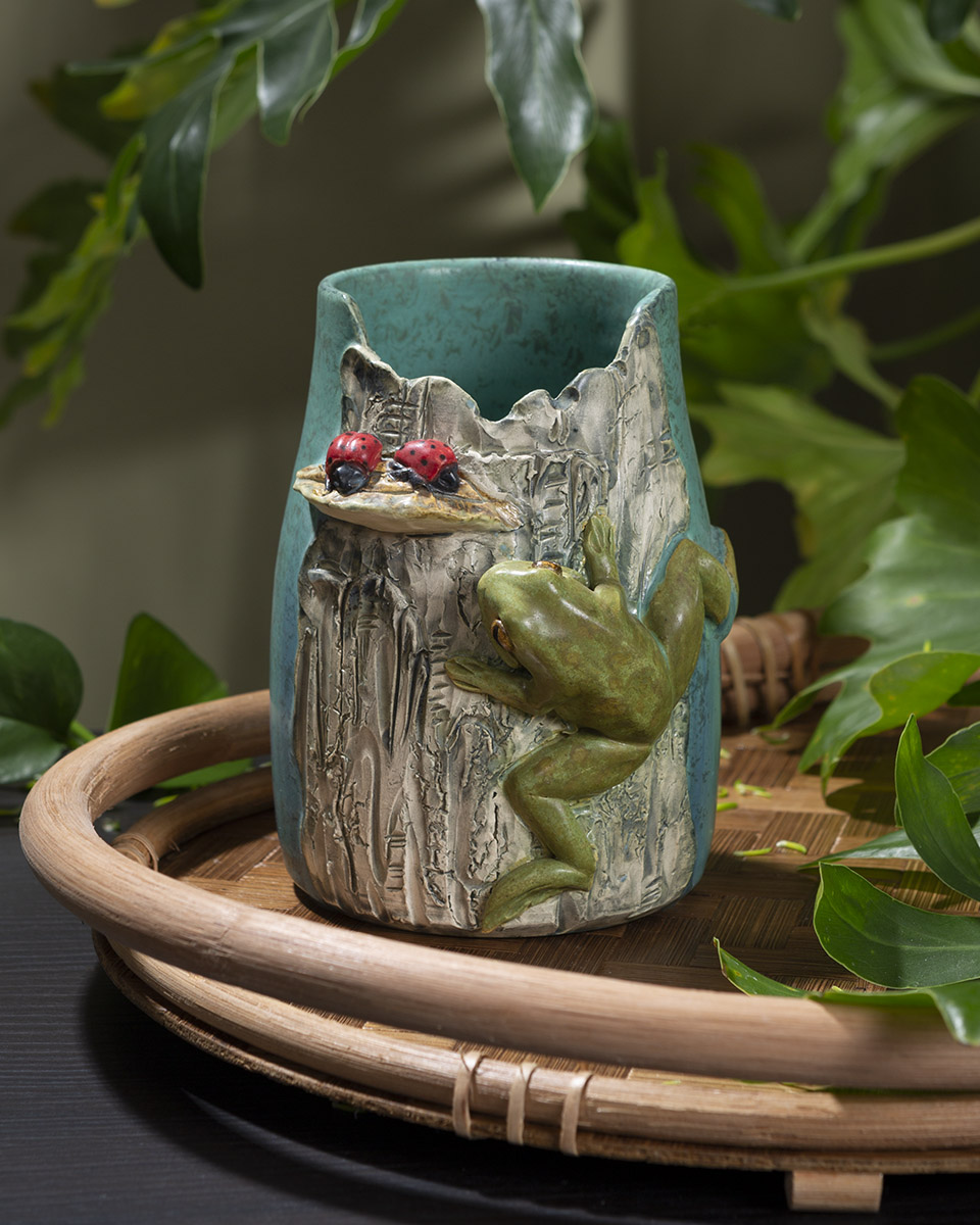 Hop-Along Cabinet Ceramic Pottery Vase 