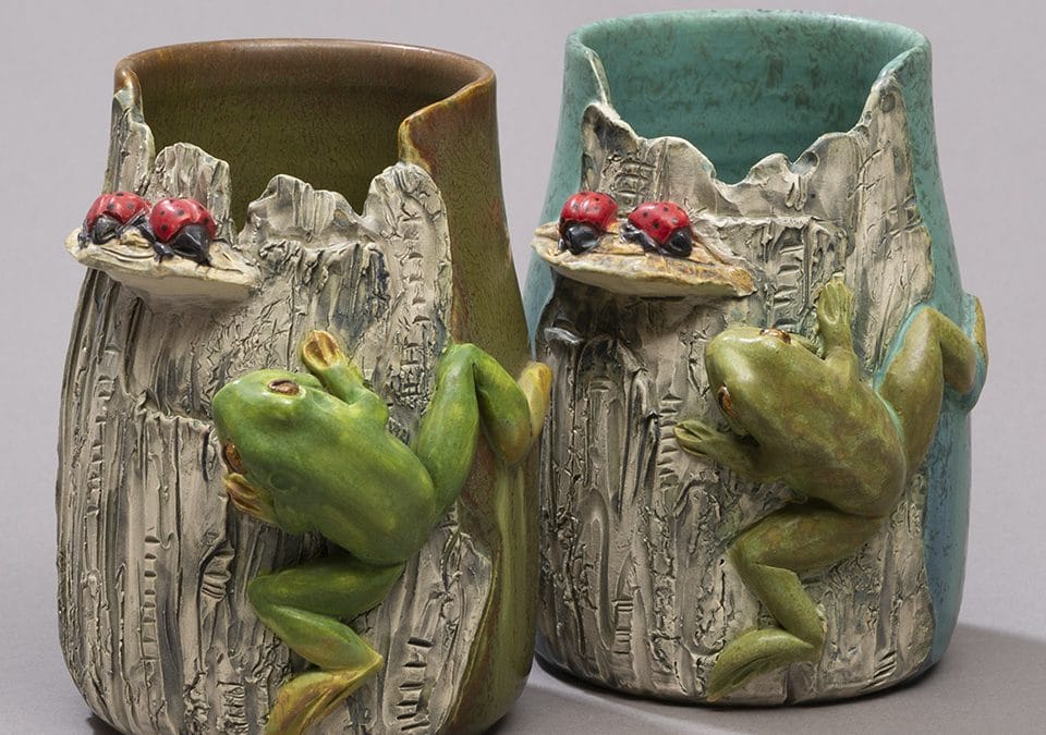 Hop-Along Cabinet Vase