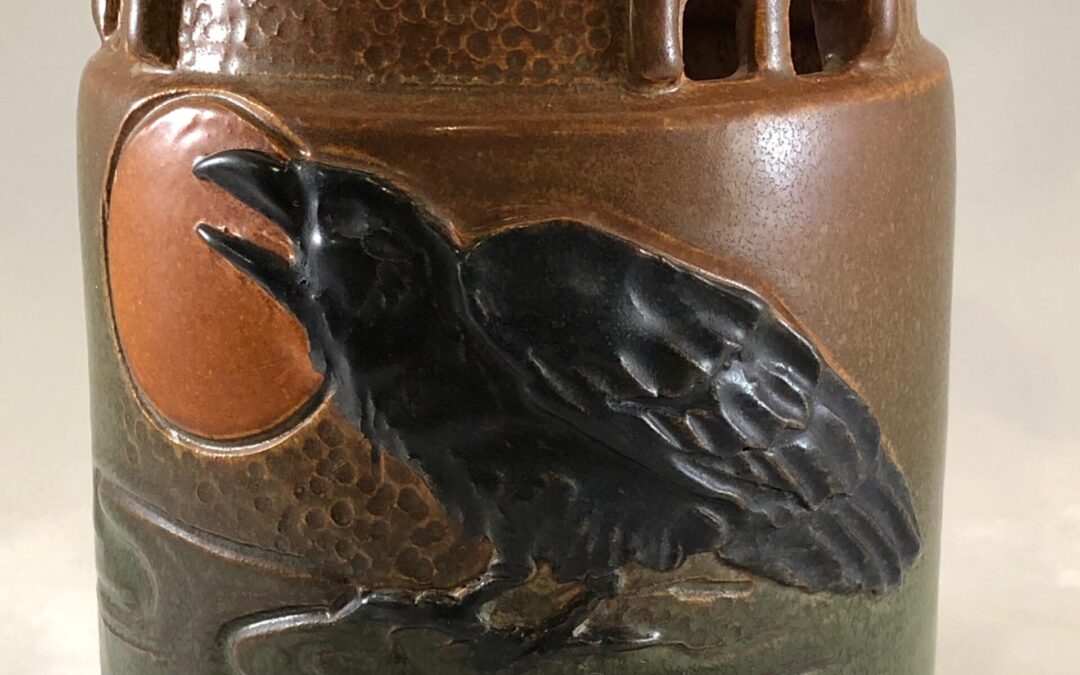 Experimental Raven Vase