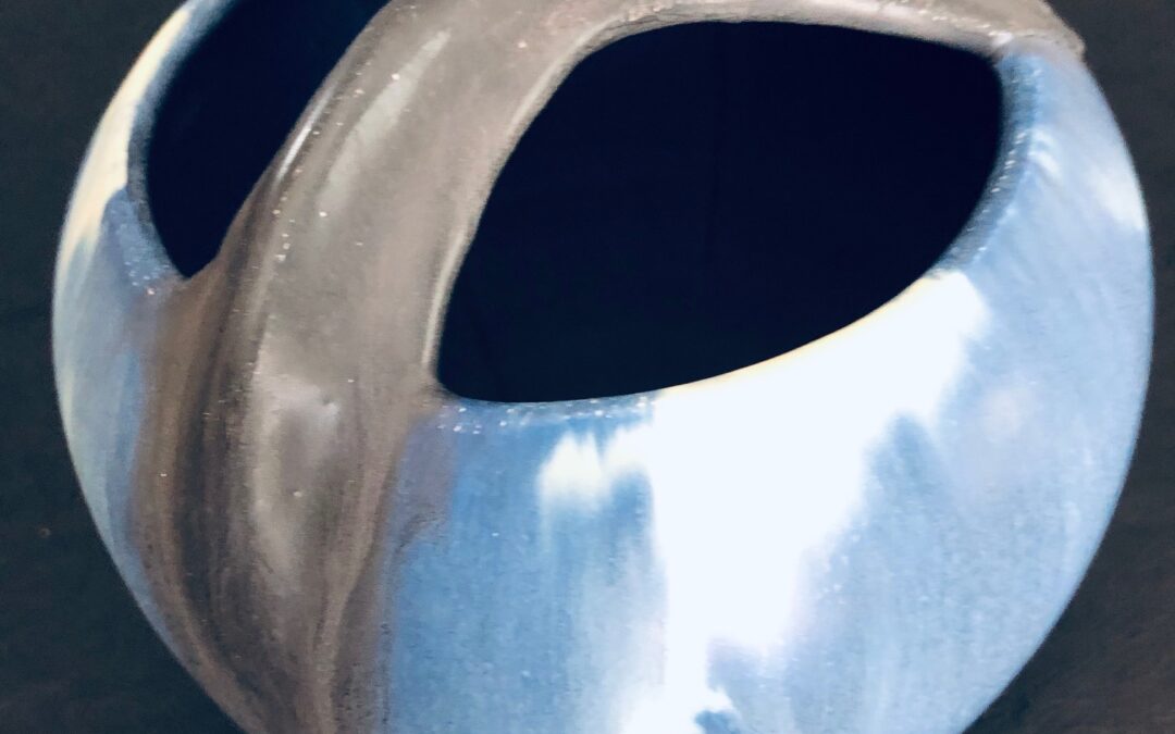 Experimental Whale’s Tail Vase