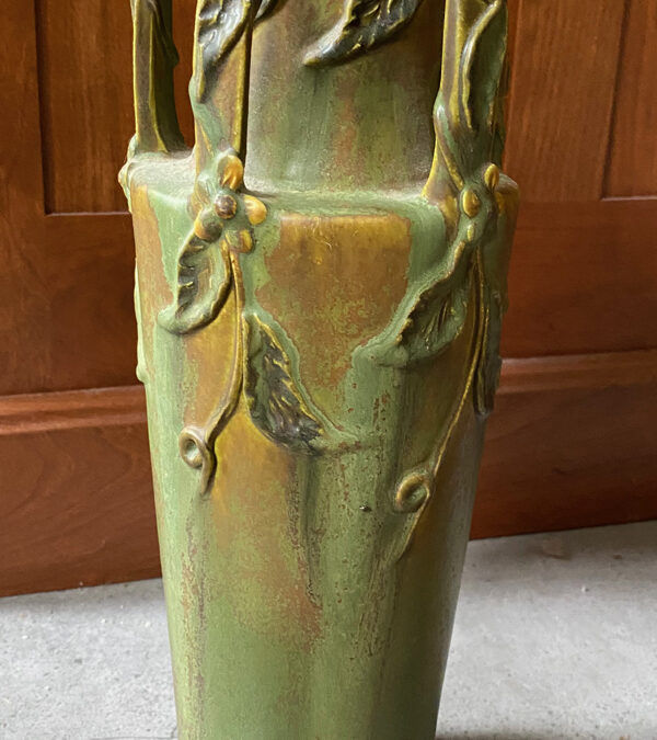 Experimental Ivy Arch Vase