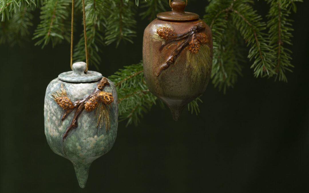 SNOWY PINE ORNAMENT /PAIR (M18SET)