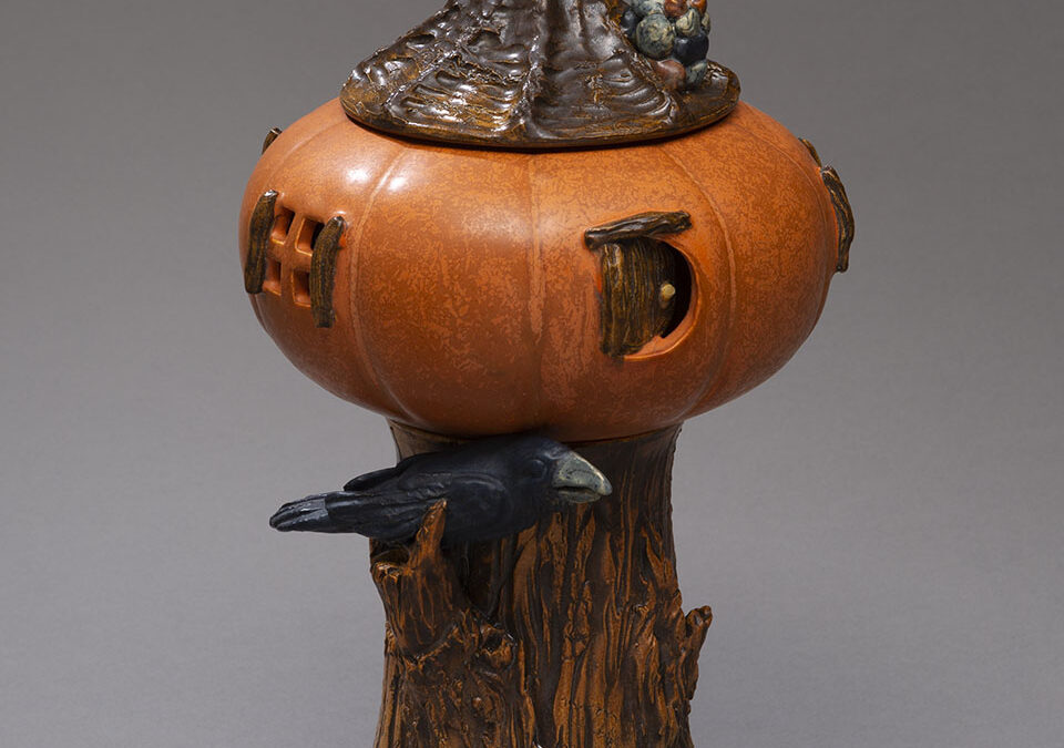 Enchanted Hollows Lantern – Fall Collection Limited Edition