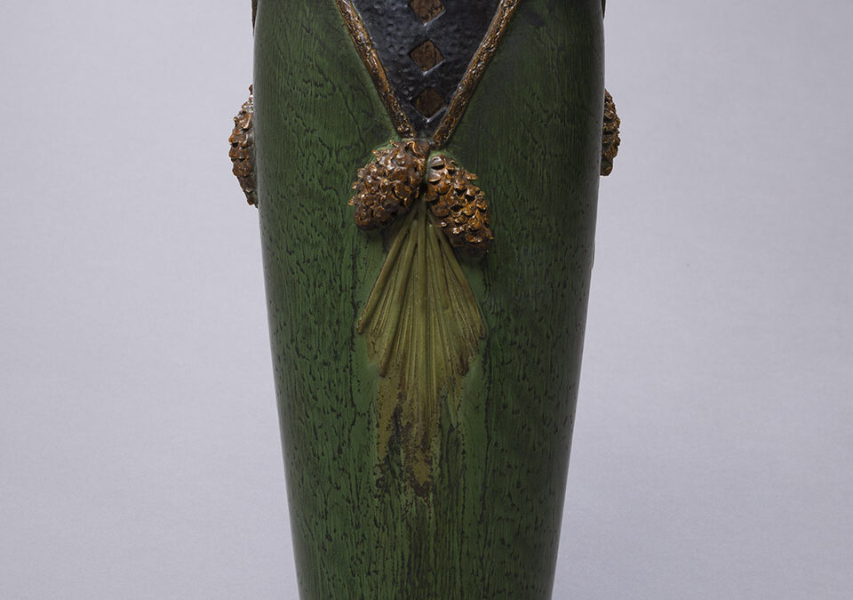Tannenbaum Vase