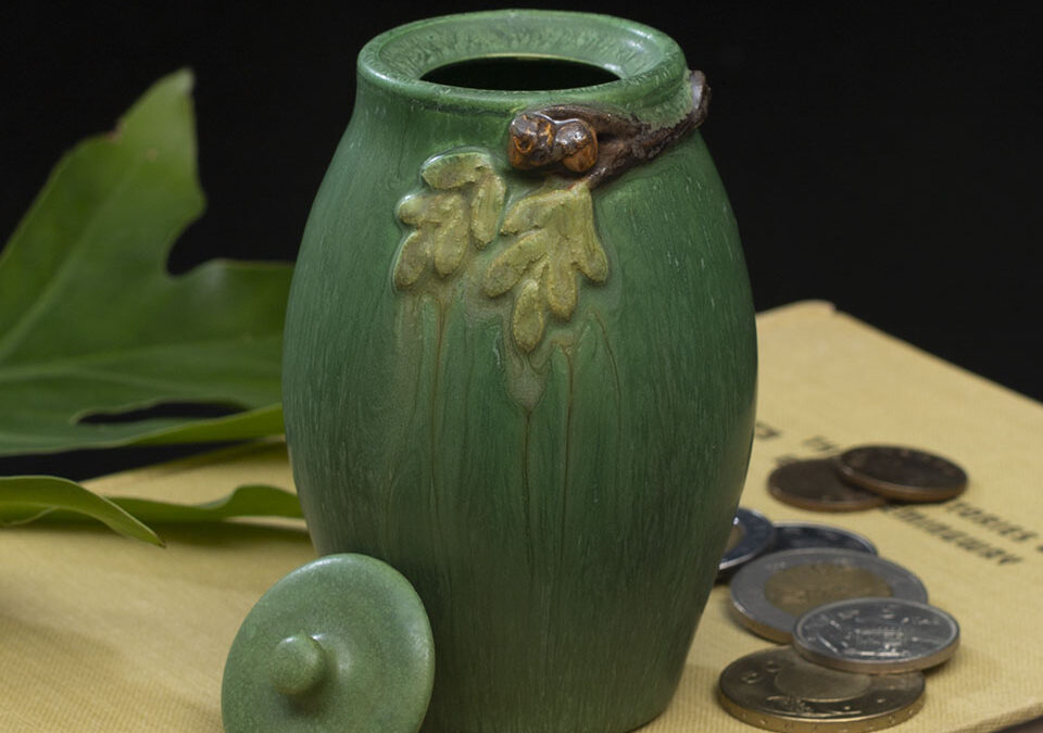 Miniature Stalwart Oak Jar
