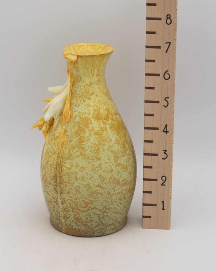 Birth Month Flower Vase Collection - Image 18