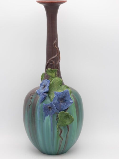 Grand Garden's Glory Vase Archive