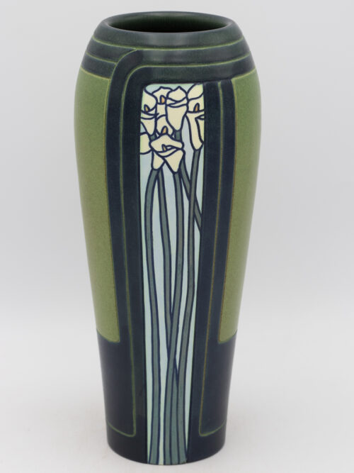 Synergy Vase Archive