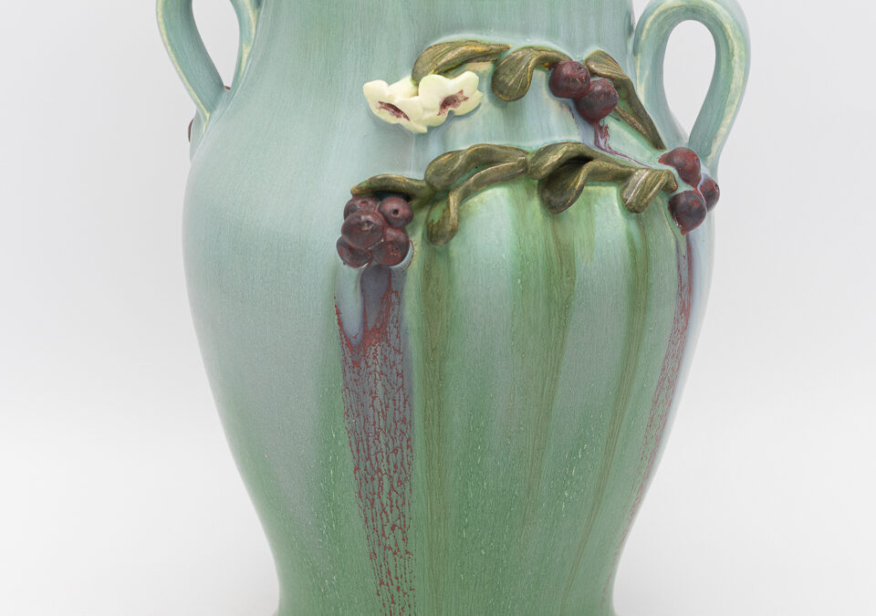 Lingonberry Vase
