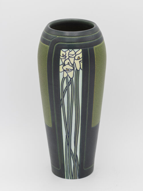 Synergy Vase Variation