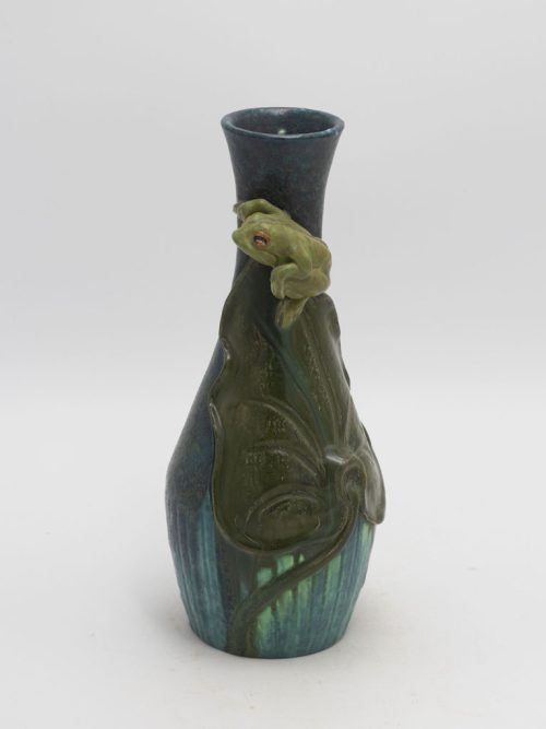 Lily Pad Lookout Bottle Variation