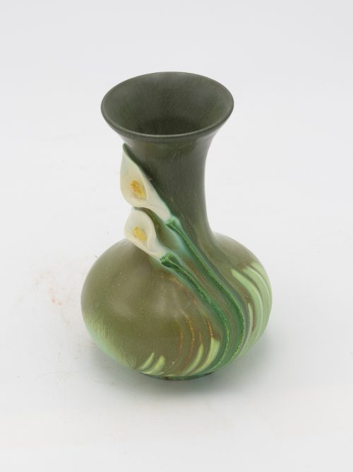 Experimental Peaceful Cabinet Vase